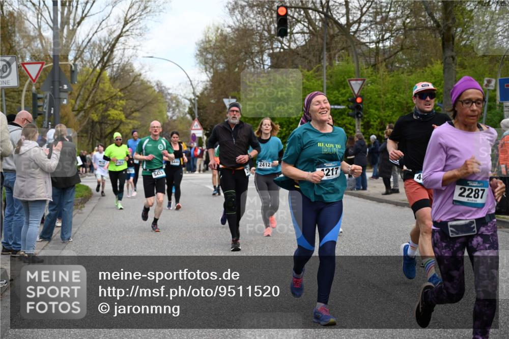 12.04.2026 - 45. Internationalen Wilhelmsburger Insellauf J. Mangold http://msf.ph/oto/9511520 12.04.2026 13:03:15 Ziel 3454, 3062, 4523, 2704, 4413, 5428, 2938, 5116, 4267, 2939, 5138, 3489, 5683, 5436, 3313, 5470, 4743, 4323, 3962, 3652, 2642, 4780, 5063, 5063, 2508, 5200, 5208, 4842, 2287, 4843, 4526, 5475, 2007, 3523, 4217, 5433, 5430, 5105, 2580, 2412, 5448, 5150, 5668, 5198, 4372, 3737, 3736, 4373, 3883, 5662, 5252, 4032, 4345 meine-sportfotos.de
