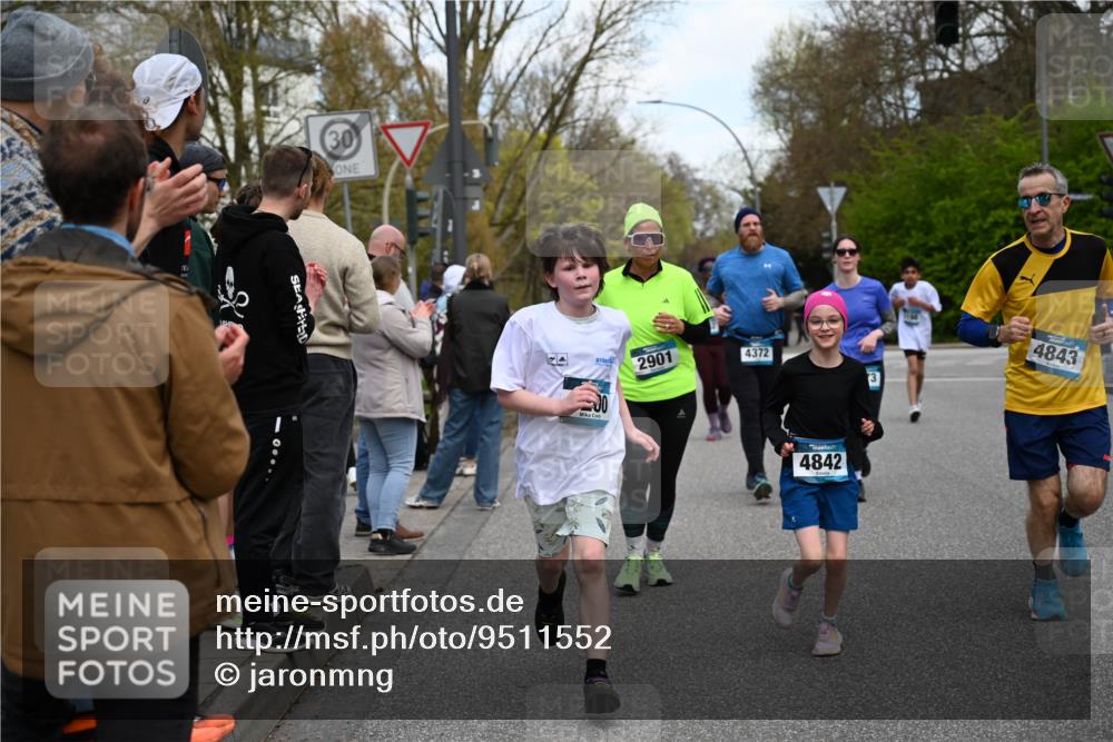 12.04.2026 - 45. Internationalen Wilhelmsburger Insellauf J. Mangold http://msf.ph/oto/9511552 12.04.2026 13:03:22 Ziel 3489, 5683, 5436, 3313, 5470, 4743, 4323, 3962, 3652, 2642, 4780, 5063, 2508, 5200, 5208, 4842, 2287, 4843, 4526, 5475, 2007, 3523, 5475, 2007, 3523, 4217, 5433, 5430, 5105, 2580, 2412, 5448, 5150, 5668, 5198, 4372, 3737, 3736, 4373, 3883, 5662, 5662, 5252, 4032, 4345, 2369, 3768, 5155, 4226, 5250, 4247, 2715, 4260, 3034 meine-sportfotos.de