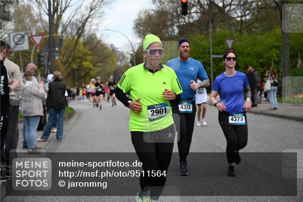 12.04.2026 - 45. Internationalen Wilhelmsburger Insellauf J. Mangold http://msf.ph/oto/9511564 12.04.2026 13:03:24 Ziel 5683, 5436, 3313, 5470, 4743, 4323, 3962, 3652, 2642, 4780, 5063, 2508, 5200, 5208, 4842, 2287, 4843, 4526, 5475, 2007, 3523, 4217, 5433, 4217, 5433, 5430, 5105, 2580, 2412, 5448, 5150, 5668, 5198, 4372, 3737, 3736, 4373, 3883, 5662, 5252, 4032, 4032, 4345, 2369, 3768, 5155, 4226, 5250, 4247, 2715, 4260, 3034 meine-sportfotos.de