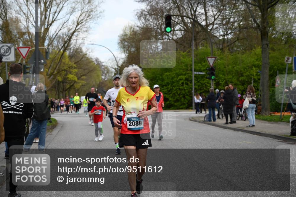 12.04.2026 - 45. Internationalen Wilhelmsburger Insellauf J. Mangold http://msf.ph/oto/9511612 12.04.2026 13:03:36 Ziel 2642, 4780, 5063, 2508, 5200, 5208, 4842, 2287, 4843, 4526, 5475, 2007, 3523, 4217, 5433, 5430, 5105, 2580, 2412, 5448, 5150, 5668, 5198, 4372, 3737, 3736, 4373, 3883, 5662, 5252, 4032, 4032, 4345, 2369, 3768, 5155, 4226, 5250, 4247, 2715, 4260, 3034, 5469, 2128, 5667, 2089, 3870, 5193, 2307, 5257, 4647, 5565 meine-sportfotos.de