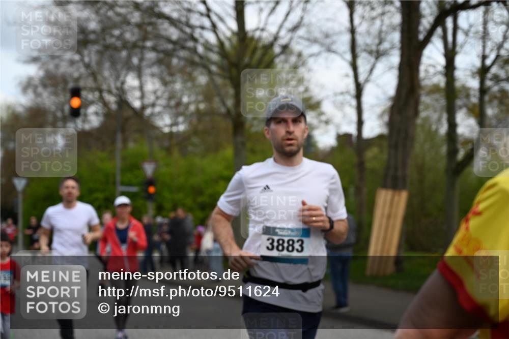 12.04.2026 - 45. Internationalen Wilhelmsburger Insellauf J. Mangold http://msf.ph/oto/9511624 12.04.2026 13:03:38 Ziel 2642, 4780, 5063, 2508, 5200, 5208, 4842, 2287, 4843, 4526, 5475, 2007, 3523, 4217, 5433, 5430, 5105, 2580, 2412, 5448, 5150, 5668, 5198, 4372, 3737, 3736, 4373, 3883, 5662, 5252, 4032, 4345, 4345, 2369, 3768, 5155, 4226, 5250, 4247, 2715, 4260, 3034, 5469, 2128, 5667, 2089, 3870, 5193, 2307, 5257, 4647, 5565, 4600, 5474, 4653 meine-sportfotos.de