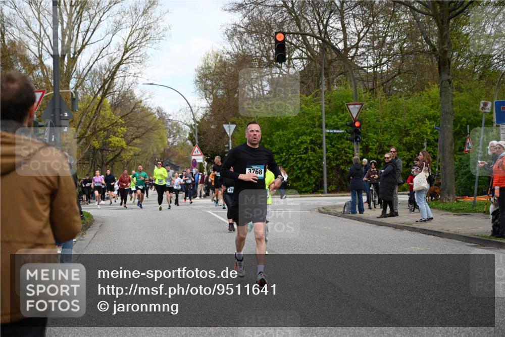 12.04.2026 - 45. Internationalen Wilhelmsburger Insellauf J. Mangold http://msf.ph/oto/9511641 12.04.2026 13:03:41 Ziel 2508, 5200, 5208, 4842, 2287, 4843, 4526, 5475, 2007, 3523, 4217, 5433, 5430, 5105, 2580, 2412, 5448, 5150, 5668, 5198, 4372, 3737, 3736, 4373, 3883, 5662, 5252, 4032, 4345, 2369, 3768, 5155, 3768, 5155, 4226, 5250, 4247, 2715, 4260, 3034, 5469, 2128, 5667, 2089, 3870, 5193, 2307, 5257, 4647, 5565, 4600, 5474, 4653, 5420, 5599, 5620, 4951, 4115 meine-sportfotos.de