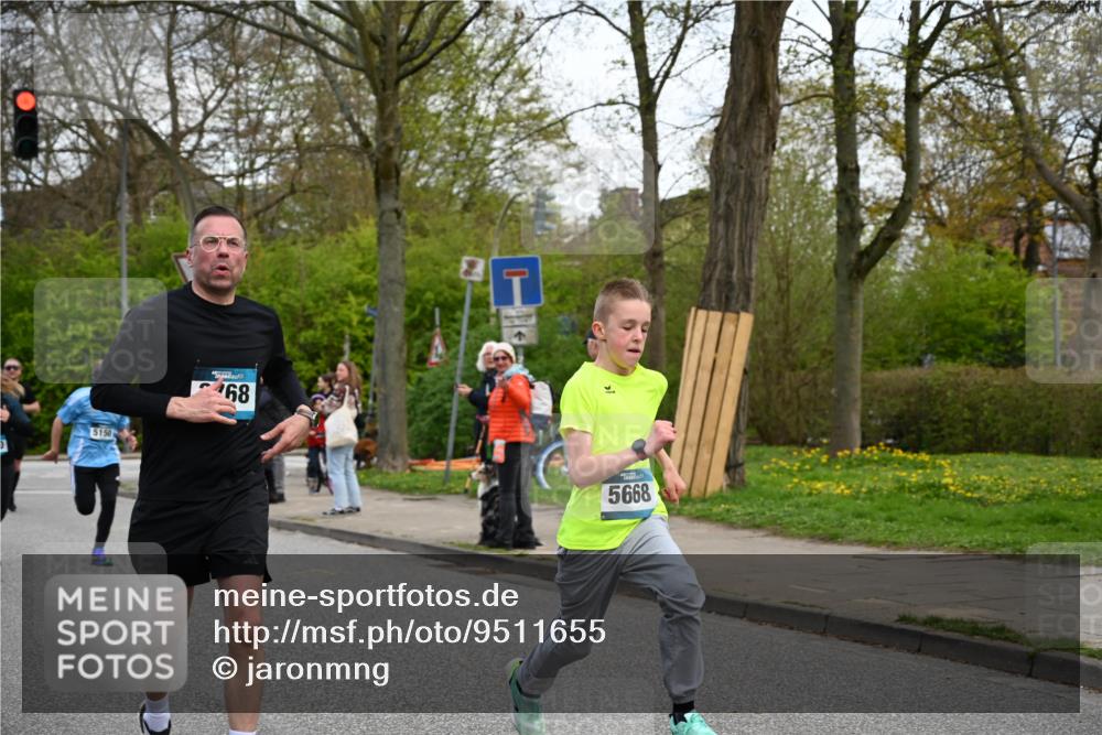 12.04.2026 - 45. Internationalen Wilhelmsburger Insellauf J. Mangold http://msf.ph/oto/9511655 12.04.2026 13:03:42 Ziel 5200, 5208, 4842, 2287, 4843, 4526, 5475, 2007, 3523, 4217, 5433, 5430, 5105, 2580, 2412, 5448, 5150, 5668, 5198, 4372, 3737, 3736, 4373, 3883, 5662, 5252, 4032, 4345, 2369, 3768, 5155, 4226, 5250, 4247, 2715, 4260, 3034, 5469, 2128, 5667, 2089, 3870, 5193, 5193, 2307, 5257, 4647, 5565, 4600, 5474, 4653, 5420, 5599, 5620, 4951, 4115 meine-sportfotos.de