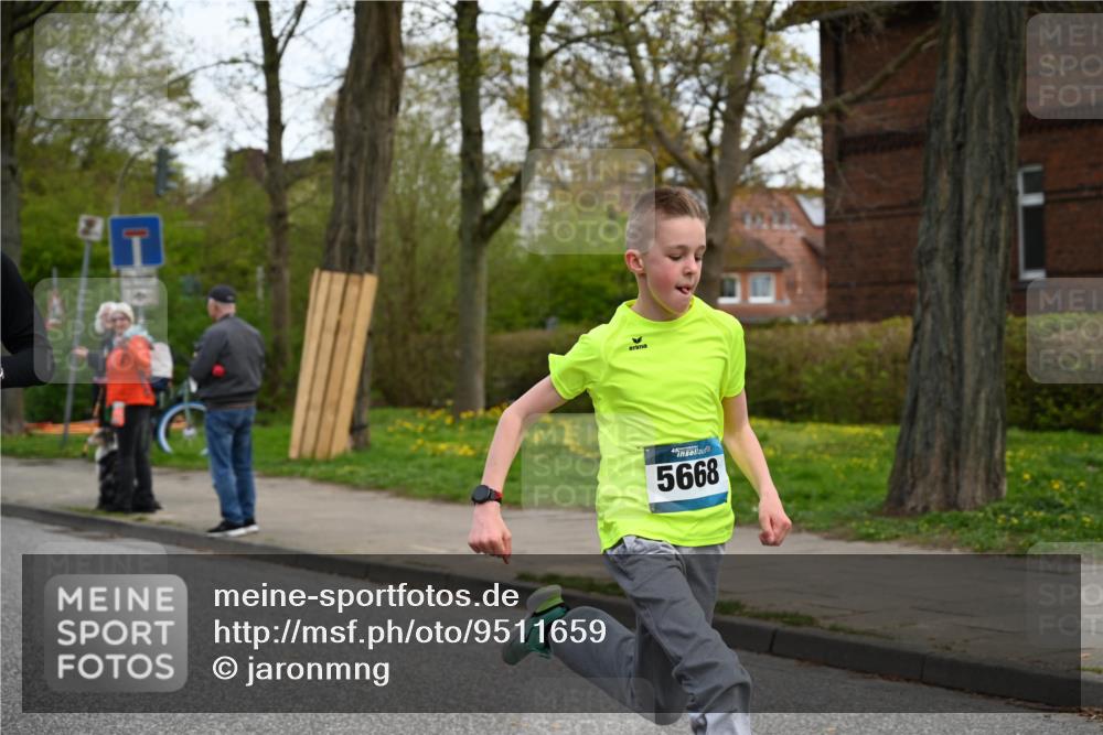 12.04.2026 - 45. Internationalen Wilhelmsburger Insellauf J. Mangold http://msf.ph/oto/9511659 12.04.2026 13:03:42 Ziel 5200, 5208, 4842, 2287, 4843, 4526, 5475, 2007, 3523, 4217, 5433, 5430, 5105, 2580, 2412, 5448, 5150, 5668, 5198, 4372, 3737, 3736, 4373, 3883, 5662, 5252, 4032, 4345, 2369, 3768, 5155, 4226, 5250, 4247, 2715, 4260, 3034, 5469, 2128, 5667, 2089, 3870, 5193, 5193, 2307, 5257, 4647, 5565, 4600, 5474, 4653, 5420, 5599, 5620, 4951, 4115 meine-sportfotos.de