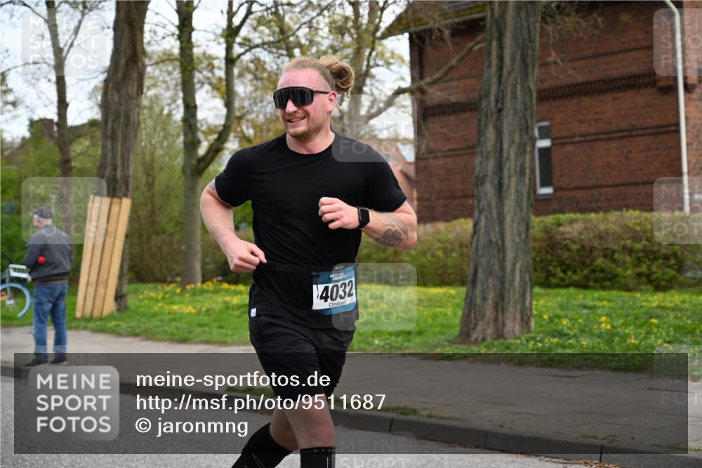 12.04.2026 - 45. Internationalen Wilhelmsburger Insellauf J. Mangold http://msf.ph/oto/9511687 12.04.2026 13:03:47 Ziel 5475, 2007, 3523, 4217, 5433, 5430, 5105, 2580, 2412, 5448, 5150, 5668, 5198, 4372, 3737, 3736, 4373, 3883, 5662, 5252, 4032, 4345, 2369, 3768, 5155, 4226, 5250, 4247, 2715, 4260, 3034, 5469, 2128, 5667, 2089, 3870, 5193, 2307, 5257, 4647, 5565, 4600, 5474, 4653, 5420, 5599, 5620, 4951, 4115, 4351, 4125 meine-sportfotos.de