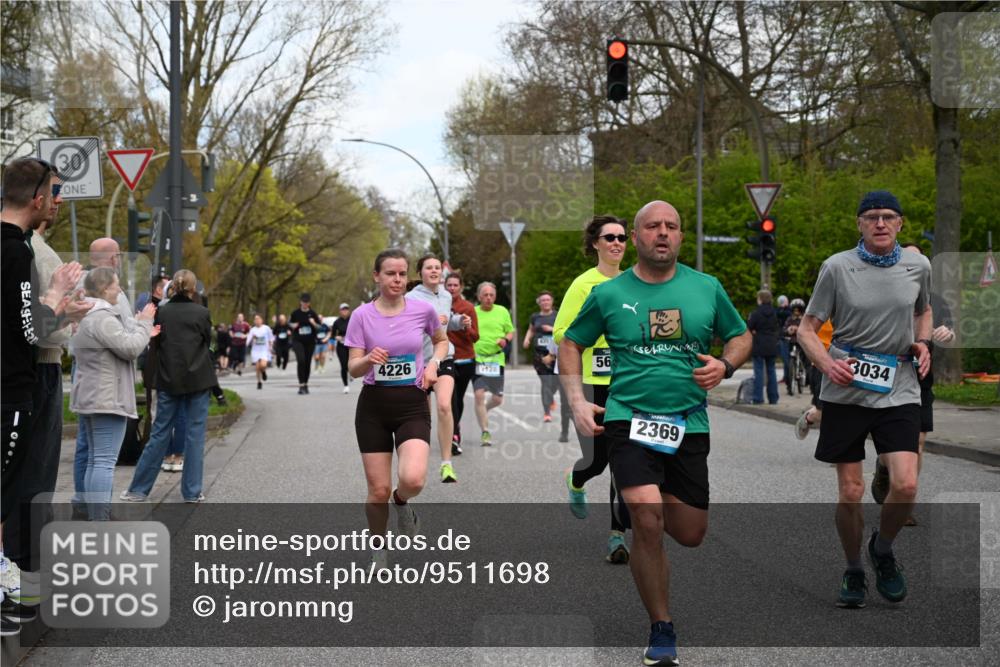 12.04.2026 - 45. Internationalen Wilhelmsburger Insellauf J. Mangold http://msf.ph/oto/9511698 12.04.2026 13:03:49 Ziel 4217, 5433, 5430, 5105, 2580, 2412, 5448, 5150, 5668, 5198, 4372, 3737, 3736, 4373, 3883, 5662, 5252, 4032, 4345, 2369, 3768, 5155, 4226, 5250, 4247, 2715, 4260, 3034, 5469, 2128, 5667, 2089, 5469, 2128, 5667, 2089, 3870, 5193, 2307, 5257, 4647, 5565, 4600, 5474, 4653, 5420, 5599, 5620, 4951, 4115, 4351, 4125 meine-sportfotos.de