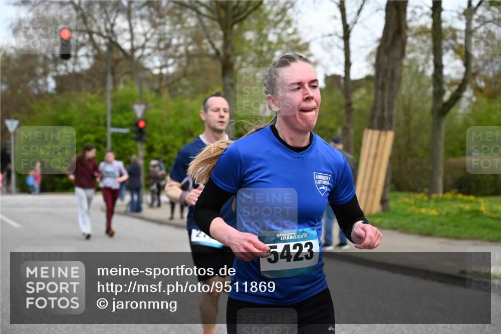 12.04.2026 - 45. Internationalen Wilhelmsburger Insellauf J. Mangold http://msf.ph/oto/9511869 12.04.2026 13:04:27 Ziel 4600, 5474, 4653, 5420, 5599, 5620, 4951, 4115, 4351, 4125, 5248, 5064, 4048, 5423, 5066, 5458, 5728, 5724, 2798, 5088, 5864, 3964, 2891, 4314, 5096, 5808, 5477, 3068, 5144, 5144, 5002, 5427, 4610, 5128, 5098, 5235, 5234, 5504, 2139, 3001, 2443 meine-sportfotos.de
