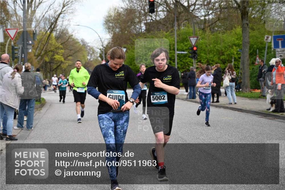 12.04.2026 - 45. Internationalen Wilhelmsburger Insellauf J. Mangold http://msf.ph/oto/9511963 12.04.2026 13:04:41 Ziel 5064, 4048, 5423, 5066, 5458, 5728, 5724, 2798, 5088, 5864, 3964, 2891, 4314, 5096, 5808, 5477, 3068, 5144, 5002, 5427, 4610, 5128, 5098, 5235, 5234, 5504, 2139, 3001, 2443, 5862, 5110, 4892, 5862, 5110, 4892, 5752, 3817, 5580, 2433, 5102 meine-sportfotos.de