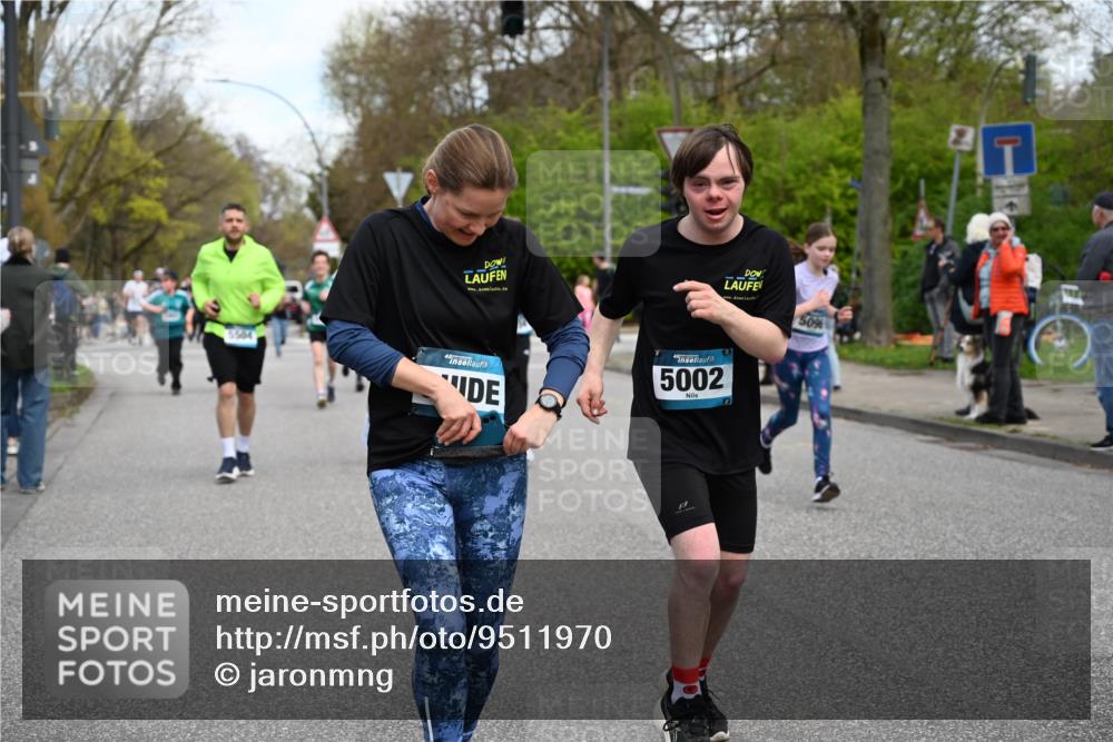 12.04.2026 - 45. Internationalen Wilhelmsburger Insellauf J. Mangold http://msf.ph/oto/9511970 12.04.2026 13:04:41 Ziel 5064, 4048, 5423, 5066, 5458, 5728, 5724, 2798, 5088, 5864, 3964, 2891, 4314, 5096, 5808, 5477, 3068, 5144, 5002, 5427, 4610, 5128, 5098, 5235, 5234, 5504, 2139, 3001, 2443, 5862, 5110, 4892, 5862, 5110, 4892, 5752, 3817, 5580, 2433, 5102 meine-sportfotos.de