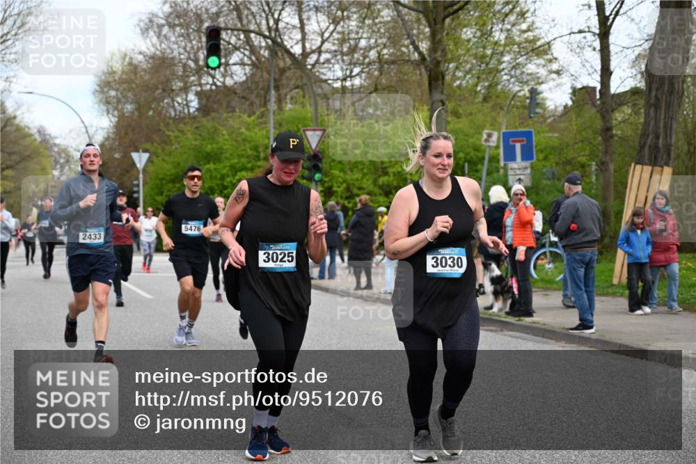 12.04.2026 - 45. Internationalen Wilhelmsburger Insellauf J. Mangold http://msf.ph/oto/9512076 12.04.2026 13:05:03 Ziel 5144, 5002, 5427, 4610, 5128, 5098, 5235, 5234, 5504, 2139, 3001, 2443, 5862, 5110, 4892, 5752, 3817, 5580, 5580, 2433, 5102, 5295, 3025, 3030, 5476, 4105, 3934, 5597, 5249, 5597, 5249, 5263, 5414, 4126, 3782, 3164, 4452, 4775, 5486, 4619 meine-sportfotos.de