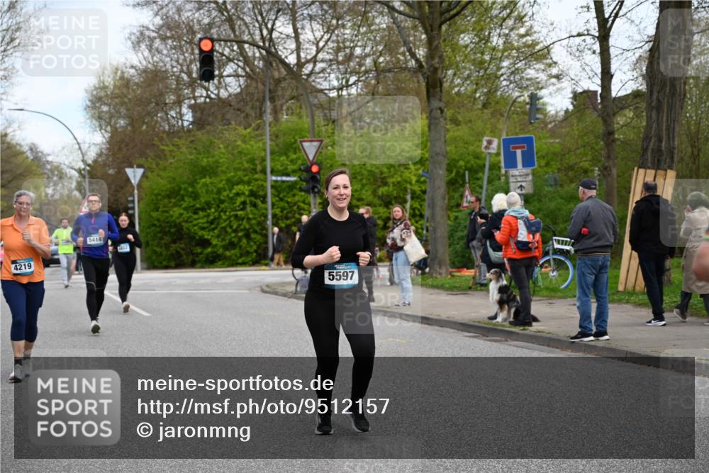 12.04.2026 - 45. Internationalen Wilhelmsburger Insellauf J. Mangold http://msf.ph/oto/9512157 12.04.2026 13:05:14 Ziel 5128, 5098, 5235, 5234, 5504, 2139, 3001, 2443, 5862, 5110, 4892, 5752, 3817, 5580, 2433, 5102, 5295, 3025, 3030, 5476, 4105, 3934, 5597, 5249, 5263, 5414, 4126, 3782, 3164, 4452, 4775, 5486, 4619, 5486, 4619, 3316, 4219, 5848 meine-sportfotos.de