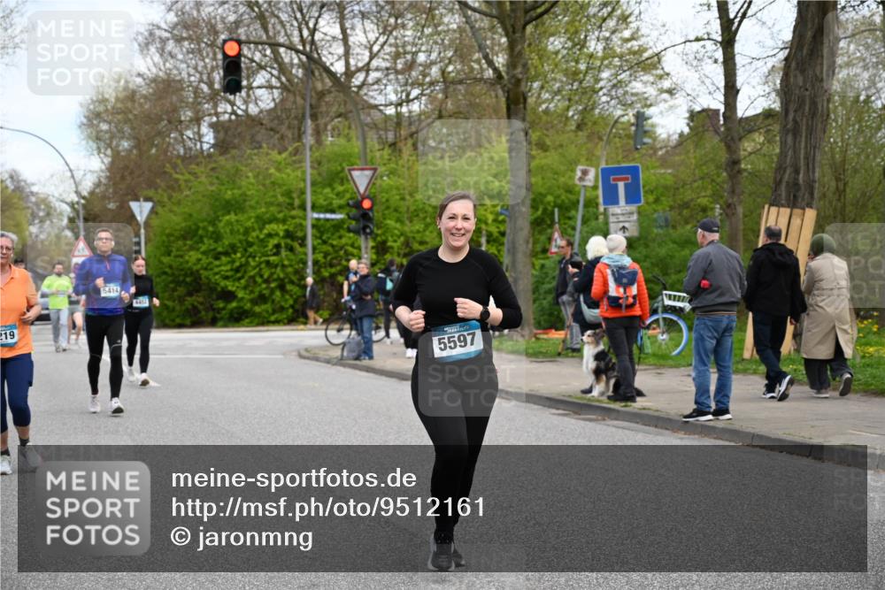 12.04.2026 - 45. Internationalen Wilhelmsburger Insellauf J. Mangold http://msf.ph/oto/9512161 12.04.2026 13:05:15 Ziel 5504, 2139, 3001, 2443, 5862, 5110, 4892, 5752, 3817, 5580, 2433, 5102, 5295, 3025, 3030, 5476, 4105, 3934, 5597, 5249, 5597, 5249, 5263, 5414, 4126, 3782, 3164, 4452, 4775, 5486, 4619, 3316, 4219, 5848 meine-sportfotos.de