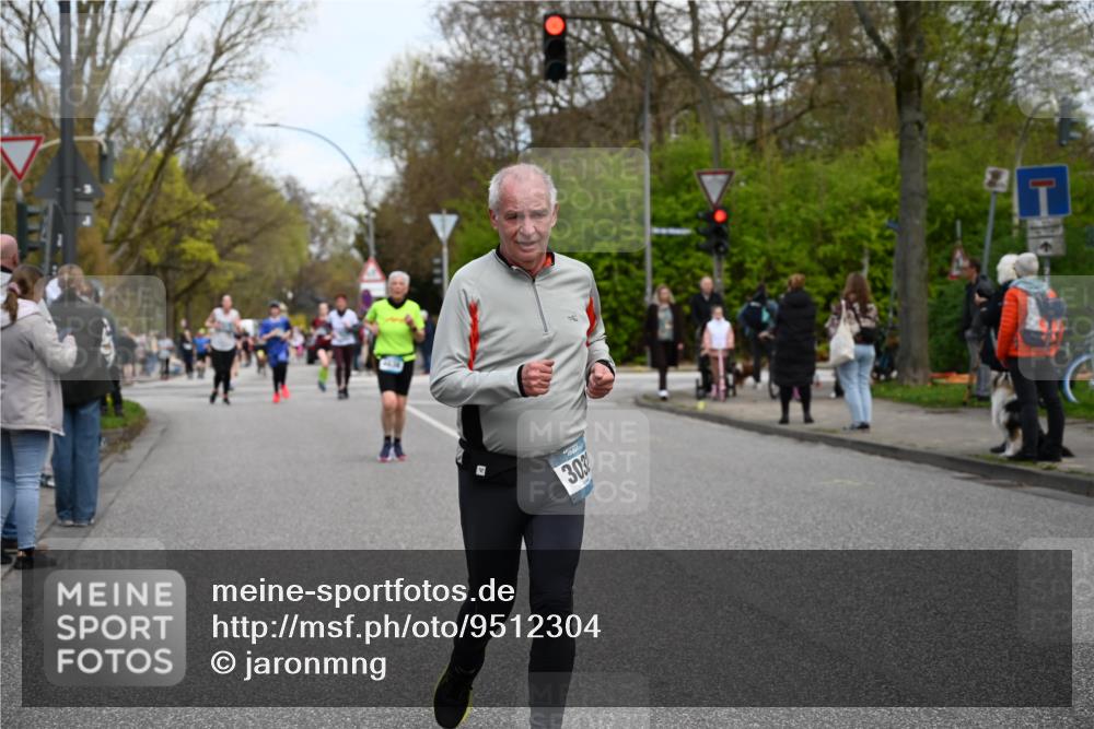 12.04.2026 - 45. Internationalen Wilhelmsburger Insellauf J. Mangold http://msf.ph/oto/9512304 12.04.2026 13:05:37 Ziel 5597, 5249, 5263, 5414, 4126, 3782, 3164, 4452, 4775, 5486, 4619, 3316, 4219, 5848, 2922, 3032, 4391, 5323, 4432, 4236, 4236, 5677, 4507, 4638, 4010, 4011, 5719, 4092, 4819, 5588, 2335, 4897, 2584, 3591, 5859 meine-sportfotos.de