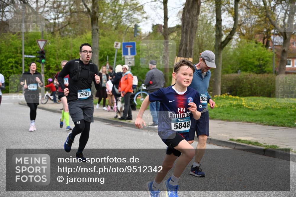 12.04.2026 - 45. Internationalen Wilhelmsburger Insellauf J. Mangold http://msf.ph/oto/9512342 12.04.2026 13:05:46 Ziel 3782, 3164, 4452, 4775, 5486, 4619, 3316, 4219, 5848, 2922, 3032, 4391, 4391, 5323, 4432, 4236, 5677, 4507, 4638, 4010, 4011, 5719, 4092, 4819, 5588, 2335, 4897, 2584, 3591, 4897, 2584, 3591, 5859, 4657, 4006, 5218, 4133, 3264, 4091, 3278, 3877, 3943, 3804, 3270, 2008 meine-sportfotos.de