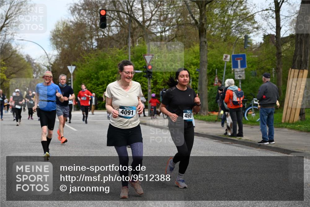 12.04.2026 - 45. Internationalen Wilhelmsburger Insellauf J. Mangold http://msf.ph/oto/9512388 12.04.2026 13:05:56 Ziel 5848, 2922, 3032, 4391, 5323, 4432, 4236, 5677, 4507, 4638, 4010, 4011, 5719, 4092, 4092, 4819, 5588, 2335, 4897, 2584, 3591, 5859, 4657, 4006, 5218, 4133, 3264, 4091, 3278, 3877, 3943, 3804, 3943, 3804, 3270, 2008, 3611, 5210, 4234, 4705, 4745, 3869, 3866, 2536, 4510, 4078, 4641, 4821, 4408, 3862, 4248 meine-sportfotos.de