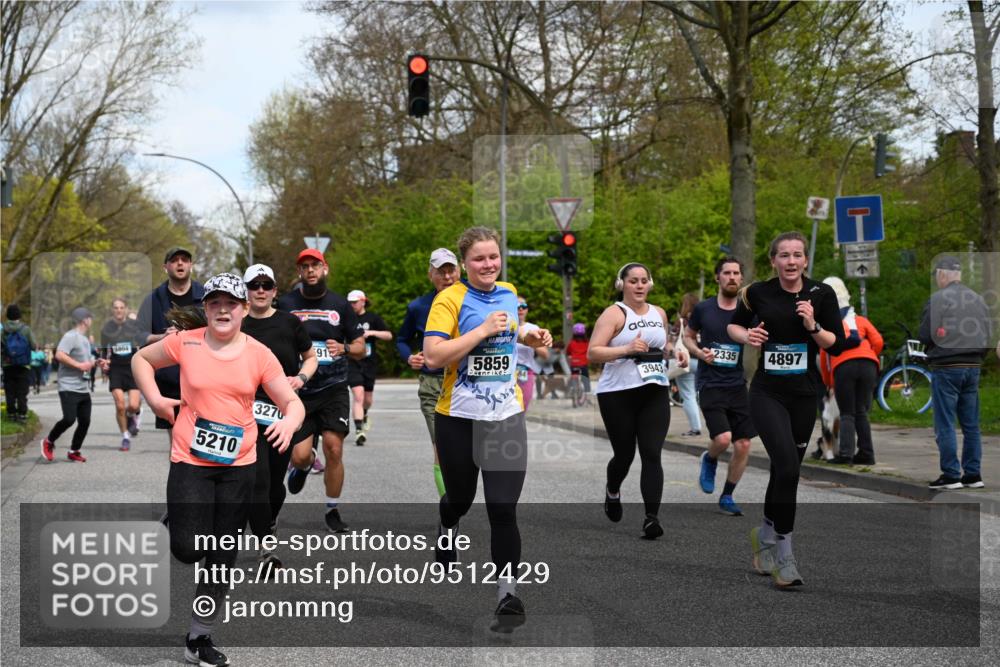 12.04.2026 - 45. Internationalen Wilhelmsburger Insellauf J. Mangold http://msf.ph/oto/9512429 12.04.2026 13:06:03 Ziel 2922, 3032, 4391, 5323, 4432, 4236, 5677, 4507, 4638, 4010, 4011, 5719, 4092, 4819, 5588, 2335, 4897, 2584, 3591, 5859, 4657, 4006, 5218, 4133, 3264, 4091, 3278, 3877, 3943, 3804, 3270, 2008, 3611, 5210, 4234, 4705, 4745, 3869, 3866, 2536, 4510, 4078, 4641, 4821, 4408, 3862, 4248, 4044, 5354, 5587, 4122 meine-sportfotos.de