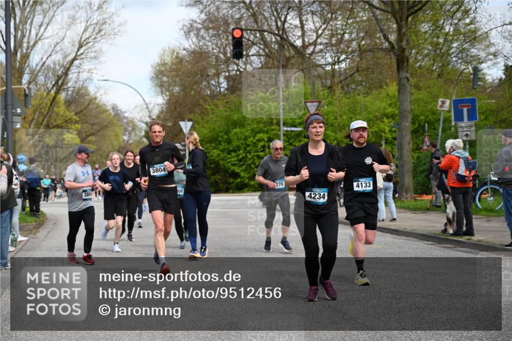 12.04.2026 - 45. Internationalen Wilhelmsburger Insellauf J. Mangold http://msf.ph/oto/9512456 12.04.2026 13:06:06 Ziel 2922, 3032, 4391, 5323, 4432, 4236, 5677, 4507, 4638, 4010, 4011, 5719, 4092, 4819, 5588, 2335, 4897, 2584, 3591, 5859, 4657, 4006, 5218, 4133, 3264, 4091, 3278, 3877, 4091, 3278, 3877, 3943, 3804, 3270, 2008, 3611, 5210, 4234, 4705, 4745, 3869, 3866, 2536, 4745, 3869, 3866, 2536, 4510, 4078, 4641, 4821, 4408, 3862, 4248, 4044, 5354, 5587, 4122, 5665, 4280, 5132, 5203, 4496, 2804, 4479 meine-sportfotos.de