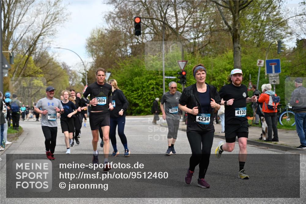 12.04.2026 - 45. Internationalen Wilhelmsburger Insellauf J. Mangold http://msf.ph/oto/9512460 12.04.2026 13:06:07 Ziel 3032, 4391, 5323, 4432, 4236, 5677, 4507, 4638, 4010, 4011, 5719, 4092, 4819, 5588, 2335, 4897, 2584, 3591, 5859, 4657, 4006, 5218, 4133, 3264, 4091, 3278, 3877, 3943, 3804, 3270, 2008, 3611, 5210, 4234, 4705, 4745, 3869, 3866, 2536, 4510, 4078, 4641, 4821, 4510, 4078, 4641, 4821, 4408, 3862, 4248, 4044, 5354, 5587, 4122, 5665, 4280, 5132, 5203, 4496, 2804, 4479 meine-sportfotos.de