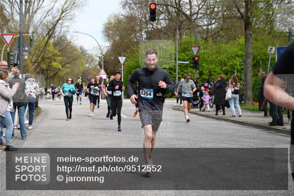 12.04.2026 - 45. Internationalen Wilhelmsburger Insellauf J. Mangold http://msf.ph/oto/9512552 12.04.2026 13:06:24 Ziel 5859, 4657, 4006, 5218, 4133, 3264, 4091, 3278, 3877, 3943, 3804, 3270, 2008, 3611, 5210, 4234, 4705, 4745, 3869, 3866, 2536, 4510, 4078, 4641, 4821, 4408, 3862, 4248, 4044, 5354, 5587, 4122, 5665, 4280, 5132, 5203, 4496, 2804, 4479, 4114, 4173, 4729, 4273, 3292, 5510, 4885 meine-sportfotos.de