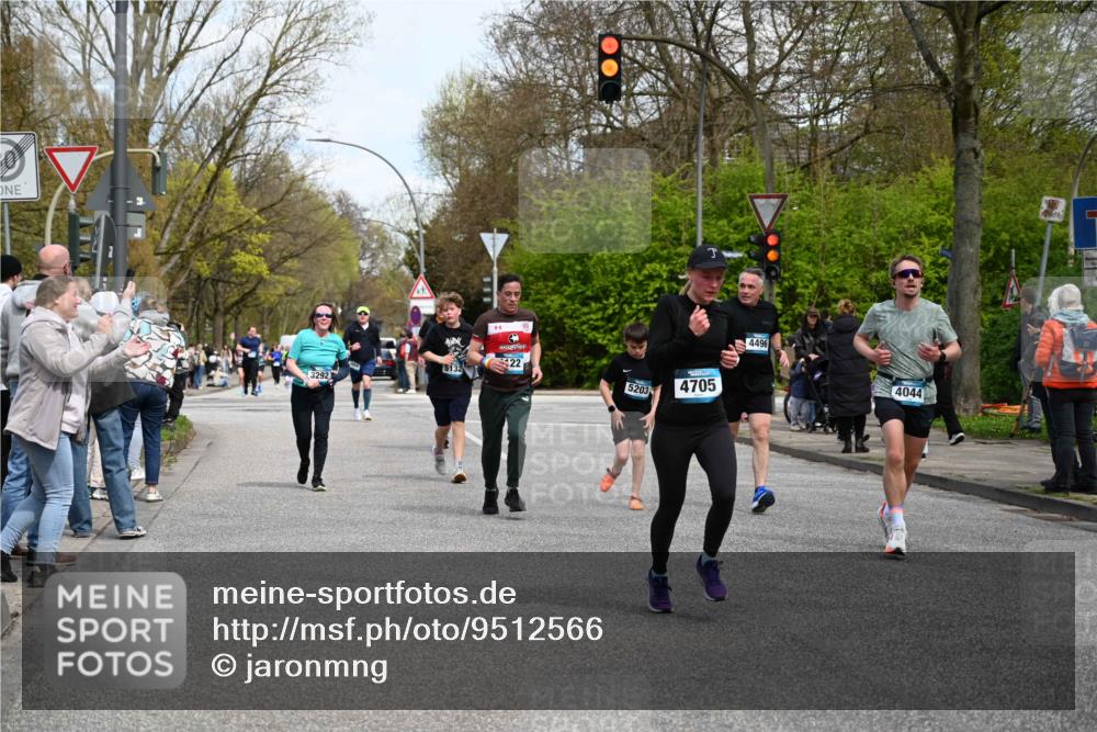 12.04.2026 - 45. Internationalen Wilhelmsburger Insellauf J. Mangold http://msf.ph/oto/9512566 12.04.2026 13:06:26 Ziel 4657, 4006, 5218, 4133, 3264, 4091, 3278, 3877, 3943, 3804, 3270, 2008, 3611, 5210, 4234, 4705, 4745, 3869, 3866, 2536, 4510, 4078, 4641, 4821, 4408, 3862, 4248, 4044, 5354, 5587, 5587, 4122, 5665, 4280, 5132, 5203, 4496, 2804, 4479, 4114, 4173, 4729, 4273, 4729, 4273, 3292, 5510, 4885, 4514 meine-sportfotos.de