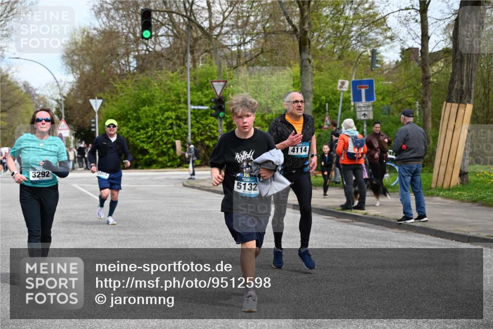12.04.2026 - 45. Internationalen Wilhelmsburger Insellauf J. Mangold http://msf.ph/oto/9512598 12.04.2026 13:06:31 Ziel 4091, 3278, 3877, 3943, 3804, 3270, 2008, 3611, 5210, 4234, 4705, 4745, 3869, 3866, 2536, 4510, 4078, 4641, 4821, 4408, 3862, 4248, 4044, 5354, 5587, 4122, 5665, 4280, 5132, 5203, 4496, 2804, 4479, 4114, 4173, 4729, 4273, 3292, 5510, 4885, 4514, 4138, 4764, 4665, 5713, 5194 meine-sportfotos.de