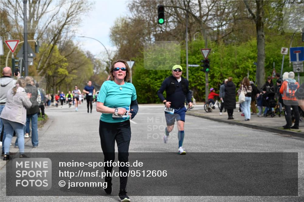 12.04.2026 - 45. Internationalen Wilhelmsburger Insellauf J. Mangold http://msf.ph/oto/9512606 12.04.2026 13:06:32 Ziel 3943, 3804, 3270, 2008, 3611, 5210, 4234, 4705, 4745, 3869, 3866, 2536, 4510, 4078, 4641, 4821, 4408, 3862, 4248, 4044, 5354, 5587, 4122, 5665, 4280, 5132, 5203, 4496, 2804, 4479, 4114, 4173, 4729, 4273, 3292, 5510, 5510, 4885, 4514, 4138, 4764, 4665, 5713, 5194 meine-sportfotos.de