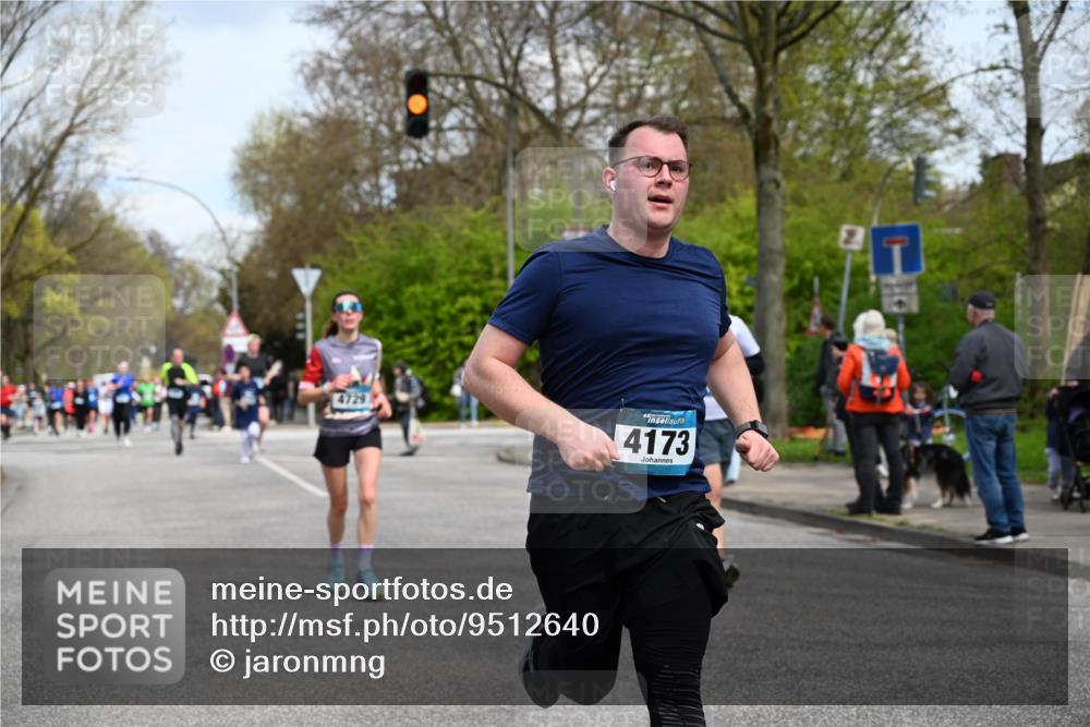 12.04.2026 - 45. Internationalen Wilhelmsburger Insellauf J. Mangold http://msf.ph/oto/9512640 12.04.2026 13:06:40 Ziel 4234, 4705, 4745, 3869, 3866, 2536, 4510, 4078, 4641, 4821, 4408, 3862, 4248, 4044, 5354, 5587, 4122, 5665, 4280, 5132, 5203, 4496, 2804, 4479, 4114, 4173, 4729, 4273, 3292, 5510, 4885, 4514, 4138, 4138, 4764, 4665, 5713, 5194, 5069, 5076, 4723, 4724, 2943, 4722, 5202, 4094, 3672, 5497, 5499, 5461 meine-sportfotos.de