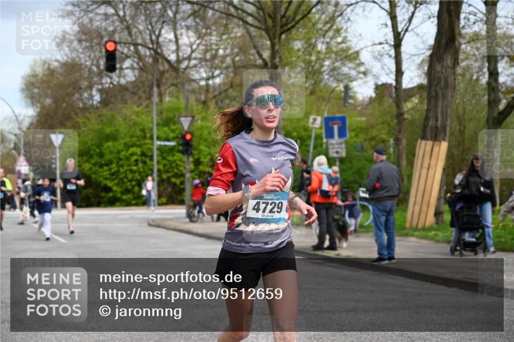 12.04.2026 - 45. Internationalen Wilhelmsburger Insellauf J. Mangold http://msf.ph/oto/9512659 12.04.2026 13:06:42 Ziel 4234, 4705, 4745, 3869, 3866, 2536, 4510, 4078, 4641, 4821, 4408, 3862, 4248, 4044, 5354, 5587, 4122, 5665, 4280, 5132, 5203, 4496, 2804, 4479, 4114, 4173, 4729, 4273, 3292, 3292, 5510, 4885, 4514, 4138, 4764, 4665, 4665, 5713, 5194, 5069, 5076, 4723, 4724, 2943, 4722, 5202, 4094, 3672, 5497, 5499, 5461, 3242 meine-sportfotos.de