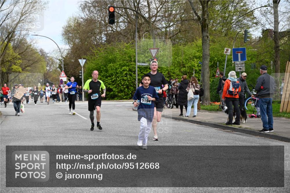 12.04.2026 - 45. Internationalen Wilhelmsburger Insellauf J. Mangold http://msf.ph/oto/9512668 12.04.2026 13:06:46 Ziel 4044, 5354, 5587, 4122, 5665, 4280, 5132, 5203, 4496, 2804, 4479, 4114, 4173, 4729, 4273, 3292, 5510, 4885, 4514, 4138, 4764, 4665, 5713, 5194, 5069, 5076, 4723, 4724, 5069, 5076, 4723, 4724, 2943, 4722, 5202, 4094, 3672, 5497, 5499, 5461, 3242, 5078, 2925 meine-sportfotos.de