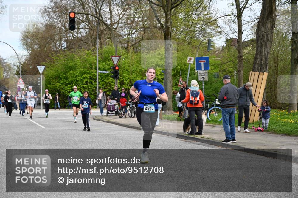 12.04.2026 - 45. Internationalen Wilhelmsburger Insellauf J. Mangold http://msf.ph/oto/9512708 12.04.2026 13:06:51 Ziel 5587, 4122, 5665, 4280, 5132, 5203, 4496, 2804, 4479, 4114, 4173, 4729, 4273, 3292, 5510, 4885, 4514, 4138, 4764, 4665, 5713, 5194, 5069, 5076, 4723, 4724, 2943, 4722, 5202, 4094, 3672, 5497, 5499, 5461, 5461, 3242, 5078, 2925, 5226, 2745, 5028, 5148 meine-sportfotos.de