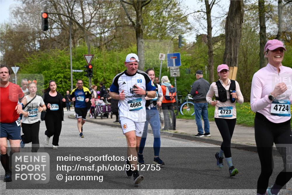 12.04.2026 - 45. Internationalen Wilhelmsburger Insellauf J. Mangold http://msf.ph/oto/9512755 12.04.2026 13:06:59 Ziel 4173, 4729, 4273, 3292, 5510, 4885, 4514, 4138, 4764, 4665, 5713, 5194, 5069, 5076, 4723, 4724, 2943, 4722, 2943, 4722, 5202, 4094, 3672, 5497, 5499, 5461, 3242, 5078, 2925, 5226, 2745, 5028, 5226, 2745, 5028, 5148, 3641, 5426, 5216, 5431, 5425 meine-sportfotos.de