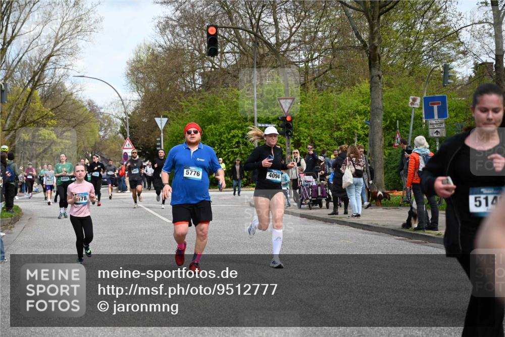 12.04.2026 - 45. Internationalen Wilhelmsburger Insellauf J. Mangold http://msf.ph/oto/9512777 12.04.2026 13:07:02 Ziel 4729, 4273, 3292, 5510, 4885, 4514, 4138, 4764, 4665, 5713, 5194, 5069, 5076, 4723, 4724, 2943, 4722, 5202, 4094, 3672, 5497, 5499, 3672, 5497, 5499, 5461, 3242, 5078, 2925, 5226, 2745, 5028, 5148, 3641, 5426, 5216, 5431, 5425, 5735 meine-sportfotos.de