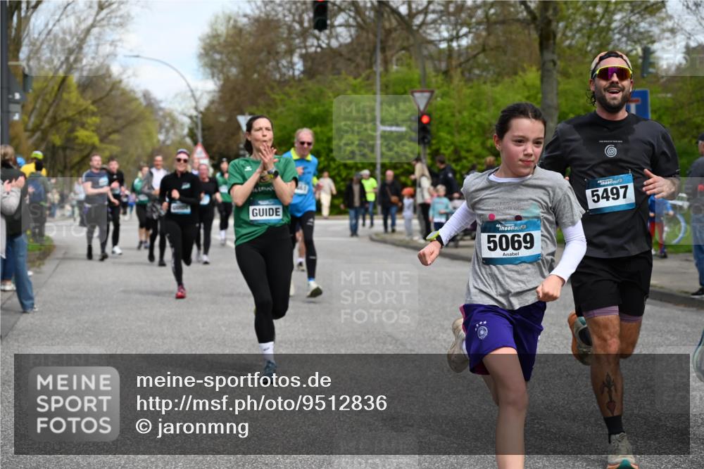 12.04.2026 - 45. Internationalen Wilhelmsburger Insellauf J. Mangold http://msf.ph/oto/9512836 12.04.2026 13:07:09 Ziel 5510, 4885, 4514, 4138, 4764, 4665, 5713, 5194, 5069, 5076, 4723, 4724, 2943, 4722, 5202, 4094, 3672, 5497, 5499, 5461, 3242, 5078, 2925, 5226, 2745, 5028, 5148, 3641, 5426, 5216, 5431, 5425, 5735, 5401, 2728, 2478, 2477, 5564, 4437, 4436, 2421 meine-sportfotos.de