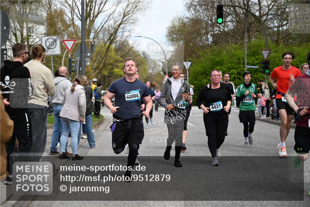 12.04.2026 - 45. Internationalen Wilhelmsburger Insellauf J. Mangold http://msf.ph/oto/9512879 12.04.2026 13:07:14 Ziel 4514, 4138, 4764, 4665, 5713, 5194, 5069, 5076, 4723, 4724, 2943, 4722, 5202, 4094, 3672, 5497, 5499, 5461, 3242, 5078, 2925, 5226, 2745, 5028, 5148, 3641, 5426, 5216, 5431, 5425, 5735, 5401, 2728, 2478, 2477, 5564, 4437, 4436, 2421, 4676, 3868, 4405, 4725, 4416, 3970, 4795 meine-sportfotos.de
