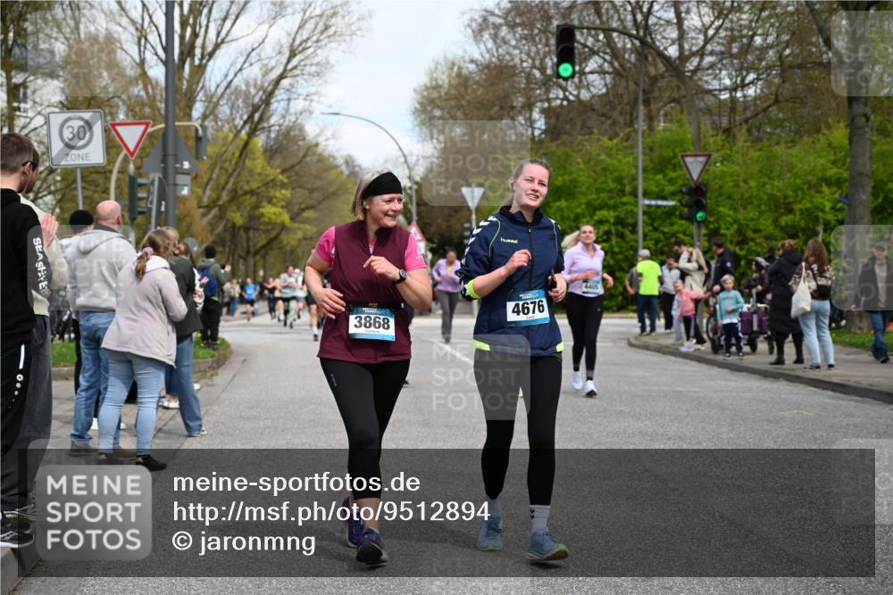 12.04.2026 - 45. Internationalen Wilhelmsburger Insellauf J. Mangold http://msf.ph/oto/9512894 12.04.2026 13:07:20 Ziel 5713, 5194, 5069, 5076, 4723, 4724, 2943, 4722, 5202, 4094, 3672, 5497, 5499, 5461, 3242, 5078, 2925, 5226, 2745, 5028, 5148, 3641, 5426, 5216, 5216, 5431, 5425, 5735, 5401, 2728, 2478, 2477, 5564, 4437, 4436, 2421, 2421, 4676, 3868, 4405, 4725, 4416, 3970, 4795, 3120, 5103, 4845, 5320 meine-sportfotos.de