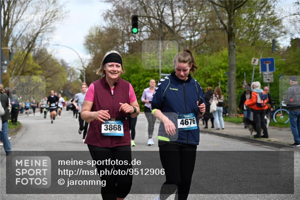 12.04.2026 - 45. Internationalen Wilhelmsburger Insellauf J. Mangold http://msf.ph/oto/9512906 12.04.2026 13:07:21 Ziel 5069, 5076, 4723, 4724, 2943, 4722, 5202, 4094, 3672, 5497, 5499, 5461, 3242, 5078, 2925, 5226, 2745, 5028, 5148, 3641, 5426, 5216, 5431, 5425, 5735, 5401, 2728, 2478, 2477, 5564, 4437, 4436, 2421, 4676, 3868, 4405, 4725, 4416, 3970, 4795, 3120, 5103, 4845, 5320, 5568 meine-sportfotos.de