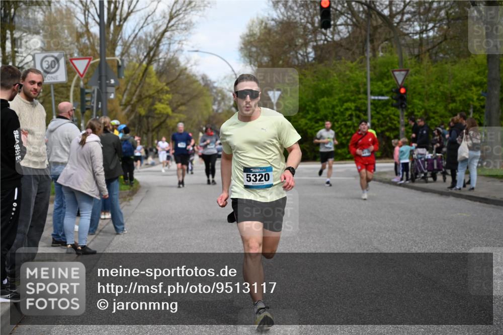 12.04.2026 - 45. Internationalen Wilhelmsburger Insellauf J. Mangold http://msf.ph/oto/9513117 12.04.2026 13:07:54 Ziel 5564, 4437, 4436, 2421, 4676, 3868, 4405, 4725, 4416, 3970, 4795, 3120, 5103, 4845, 5320, 5568, 4161, 5753, 4218, 4199, 5220, 3070, 4736, 4149, 4149, 4912, 4300, 3135, 3795, 5215, 4940, 4454, 4454, 4046, 4824, 5548, 5547, 4640, 5231, 5306, 3896, 4967, 2436 meine-sportfotos.de