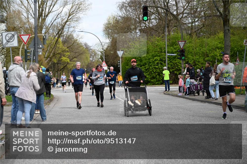 12.04.2026 - 45. Internationalen Wilhelmsburger Insellauf J. Mangold http://msf.ph/oto/9513147 12.04.2026 13:07:59 Ziel 4676, 3868, 4405, 4725, 4416, 3970, 4795, 3120, 5103, 4845, 5320, 5568, 4161, 5753, 4218, 4199, 5220, 3070, 4736, 4149, 4912, 4300, 3135, 3795, 5215, 4940, 4454, 4046, 4824, 5548, 5547, 4640, 5231, 5306, 5306, 3896, 4967, 2436, 2045, 3745, 2046, 4102, 5795 meine-sportfotos.de