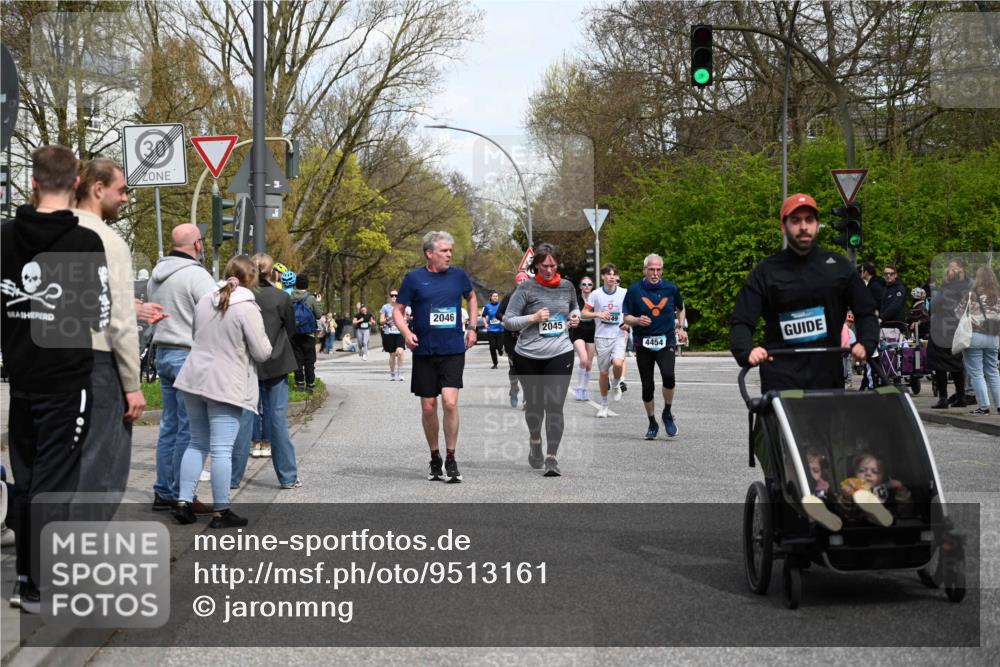 12.04.2026 - 45. Internationalen Wilhelmsburger Insellauf J. Mangold http://msf.ph/oto/9513161 12.04.2026 13:08:01 Ziel 4795, 3120, 5103, 4845, 5320, 5568, 4161, 5753, 4218, 4199, 5220, 3070, 4736, 4149, 4912, 4300, 3135, 3795, 5215, 5215, 4940, 4454, 4046, 4824, 5548, 5547, 4640, 5231, 5306, 3896, 4967, 2436, 2045, 3745, 2046, 4102, 5795, 4860, 5313 meine-sportfotos.de