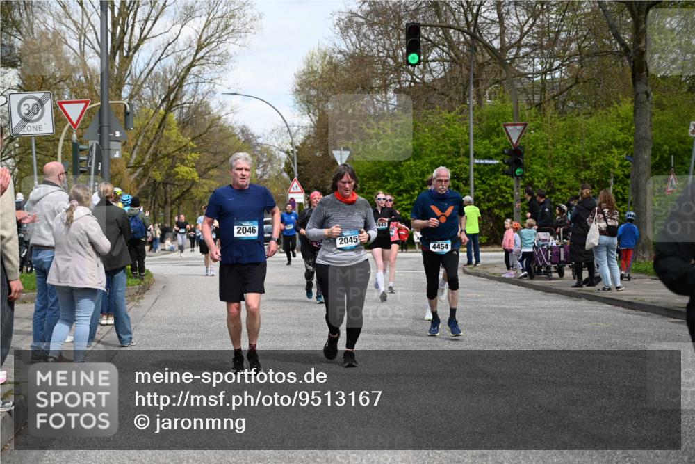 12.04.2026 - 45. Internationalen Wilhelmsburger Insellauf J. Mangold http://msf.ph/oto/9513167 12.04.2026 13:08:02 Ziel 3120, 5103, 4845, 5320, 5568, 4161, 5753, 4218, 4199, 5220, 3070, 4736, 4149, 4912, 4300, 3135, 3795, 5215, 4940, 4940, 4454, 4046, 4824, 5548, 5547, 4640, 5231, 5306, 3896, 3896, 4967, 2436, 2045, 3745, 2046, 4102, 5795, 4860, 5313 meine-sportfotos.de