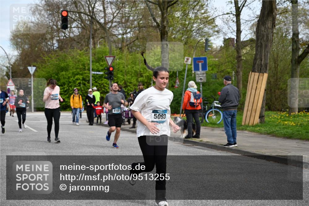 12.04.2026 - 45. Internationalen Wilhelmsburger Insellauf J. Mangold http://msf.ph/oto/9513255 12.04.2026 13:08:24 Ziel 5215, 4940, 4454, 4046, 4824, 5548, 5547, 4640, 5231, 5306, 3896, 4967, 2436, 2045, 3745, 2046, 4102, 5795, 4860, 5313, 5027, 5093, 5020, 4265, 3035, 5305, 4757, 4039, 4901, 5746, 2560, 5229, 2077, 2923, 4652, 2260, 3261, 5324 meine-sportfotos.de