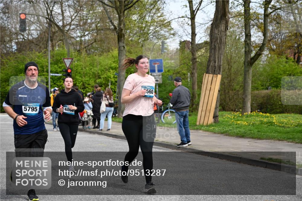 12.04.2026 - 45. Internationalen Wilhelmsburger Insellauf J. Mangold http://msf.ph/oto/9513287 12.04.2026 13:08:28 Ziel 4454, 4046, 4824, 5548, 5547, 4640, 5231, 5306, 3896, 4967, 2436, 2045, 3745, 2046, 4102, 5795, 4860, 5313, 5027, 5093, 5020, 4265, 3035, 5305, 4757, 4039, 4901, 5746, 2560, 5229, 2077, 2923, 4652, 2260, 3261, 5324, 3406, 3359, 2981, 5712, 3791, 4453, 4204 meine-sportfotos.de