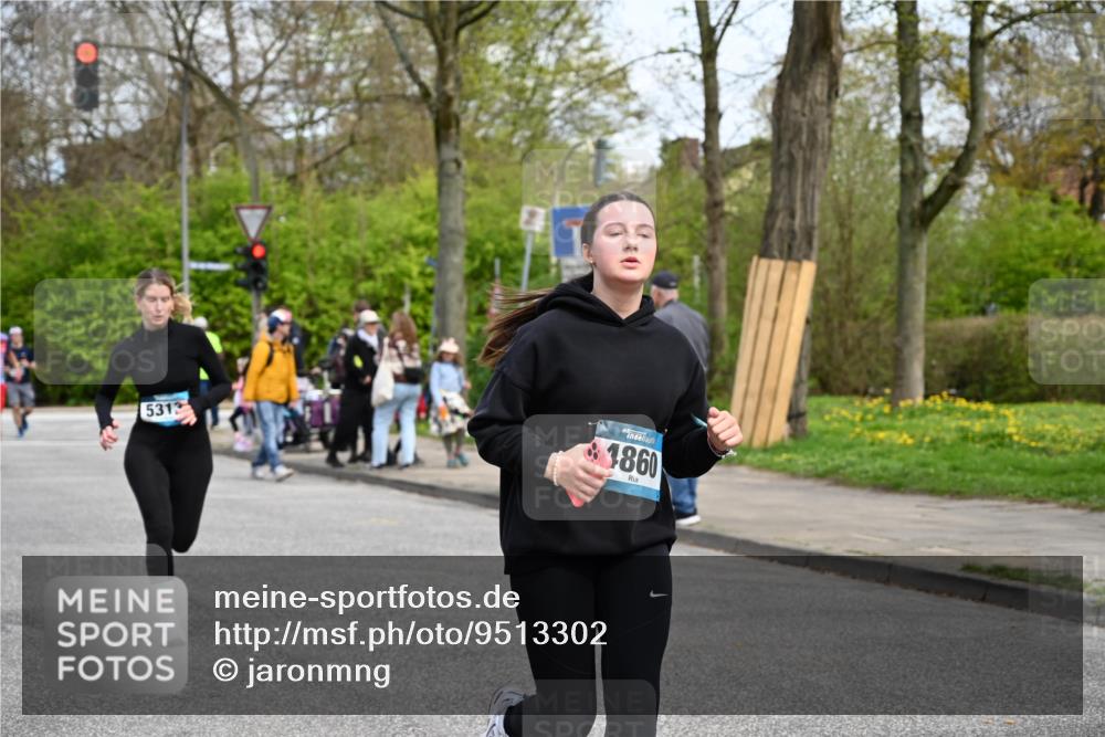 12.04.2026 - 45. Internationalen Wilhelmsburger Insellauf J. Mangold http://msf.ph/oto/9513302 12.04.2026 13:08:29 Ziel 4454, 4046, 4824, 5548, 5547, 4640, 5231, 5306, 3896, 4967, 2436, 2045, 3745, 2046, 4102, 5795, 4860, 5313, 5027, 5093, 5027, 5093, 5020, 4265, 3035, 5305, 4757, 4039, 4901, 5746, 2560, 5229, 5229, 2077, 2923, 4652, 2260, 3261, 5324, 3406, 3359, 2981, 5712, 3791, 4453, 4204 meine-sportfotos.de