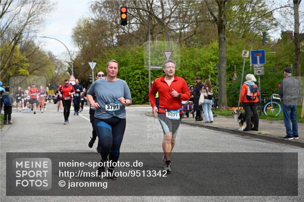 12.04.2026 - 45. Internationalen Wilhelmsburger Insellauf J. Mangold http://msf.ph/oto/9513342 12.04.2026 13:08:41 Ziel 4967, 2436, 2045, 3745, 2046, 4102, 5795, 4860, 5313, 5027, 5093, 5020, 4265, 3035, 5305, 4757, 4039, 4901, 5746, 2560, 5229, 5229, 2077, 2923, 4652, 2260, 3261, 5324, 3406, 3359, 2981, 5712, 3791, 4453, 4204, 4611, 2440, 2011, 5783, 4973, 4771, 5586, 5596, 4777 meine-sportfotos.de