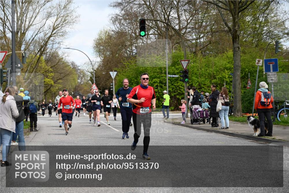 12.04.2026 - 45. Internationalen Wilhelmsburger Insellauf J. Mangold http://msf.ph/oto/9513370 12.04.2026 13:08:45 Ziel 2045, 3745, 2046, 4102, 5795, 4860, 5313, 5027, 5093, 5020, 4265, 3035, 5305, 4757, 4039, 4901, 5746, 2560, 5229, 2077, 2923, 4652, 4652, 2260, 3261, 5324, 3406, 3359, 2981, 5712, 3791, 4453, 4204, 4611, 2440, 2011, 5783, 4973, 4771, 5586, 5596, 4777, 5641 meine-sportfotos.de