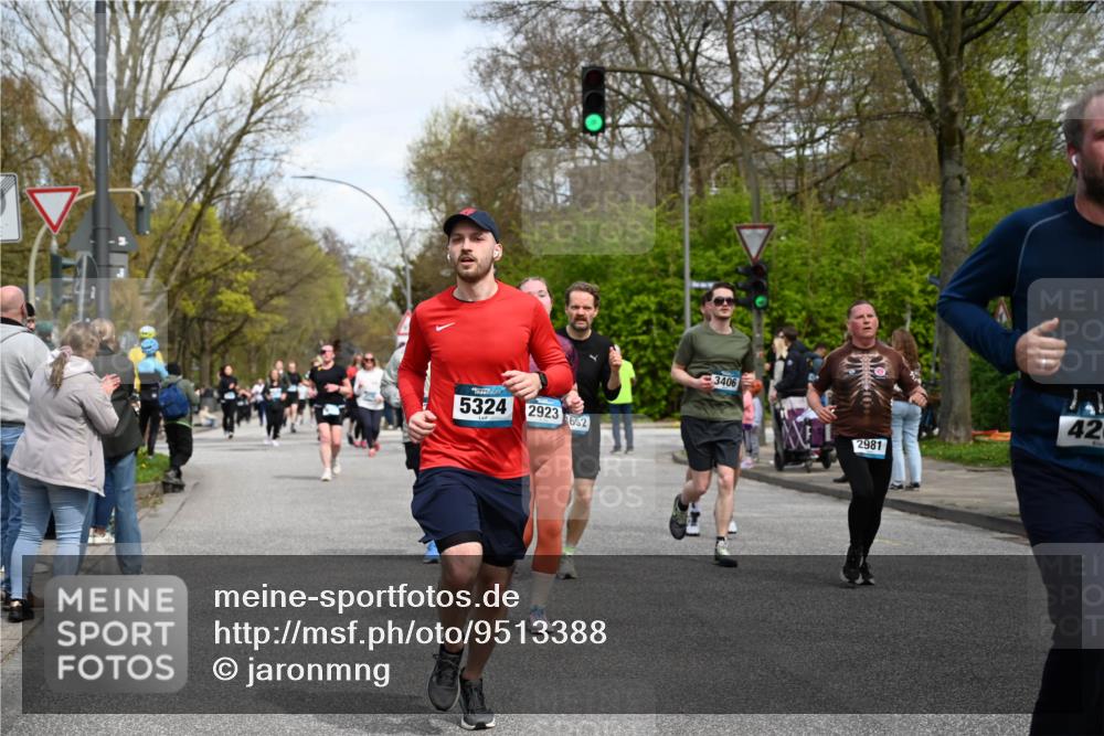 12.04.2026 - 45. Internationalen Wilhelmsburger Insellauf J. Mangold http://msf.ph/oto/9513388 12.04.2026 13:08:49 Ziel 4860, 5313, 5027, 5093, 5020, 4265, 3035, 5305, 4757, 4039, 4901, 5746, 2560, 5229, 2077, 2923, 4652, 2260, 3261, 5324, 3406, 3359, 2981, 3406, 3359, 2981, 5712, 3791, 4453, 4204, 4611, 2440, 2011, 5783, 4973, 4973, 4771, 5586, 5596, 4777, 5641, 5631, 4318, 4911, 4857 meine-sportfotos.de
