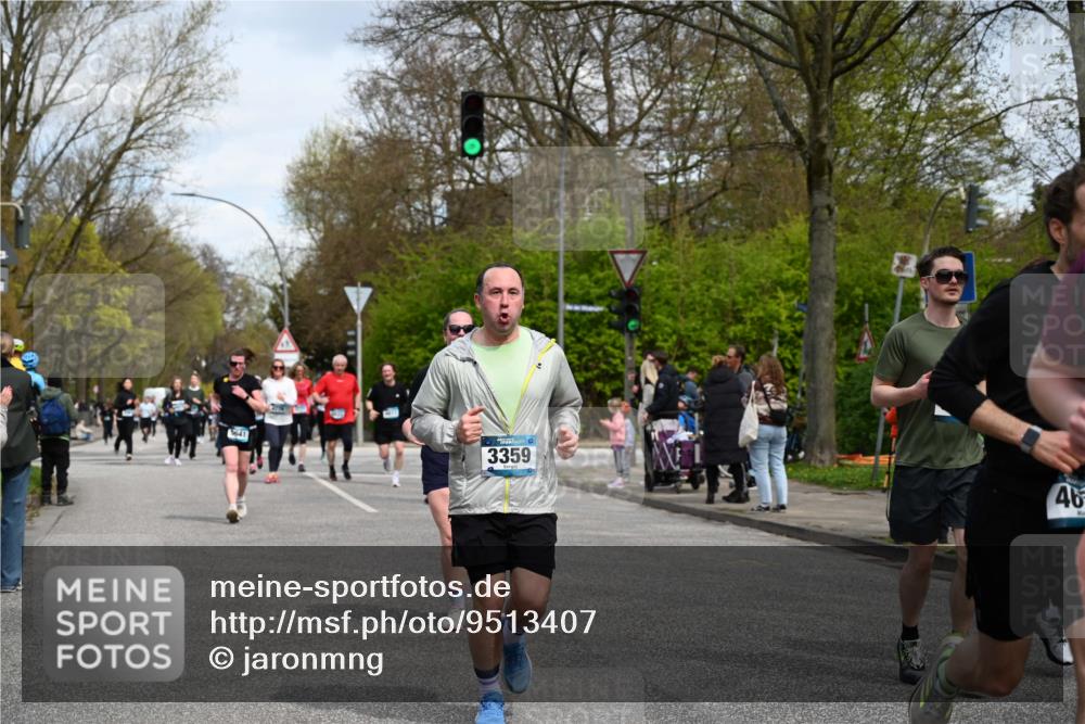 12.04.2026 - 45. Internationalen Wilhelmsburger Insellauf J. Mangold http://msf.ph/oto/9513407 12.04.2026 13:08:51 Ziel 5027, 5093, 5020, 4265, 3035, 5305, 4757, 4039, 4901, 5746, 2560, 5229, 2077, 2923, 4652, 2260, 3261, 5324, 3406, 3359, 2981, 5712, 3791, 4453, 4204, 4453, 4204, 4611, 2440, 2011, 5783, 4973, 4771, 4771, 5586, 5596, 4777, 5641, 5631, 4318, 4911, 4857, 3076, 5682 meine-sportfotos.de