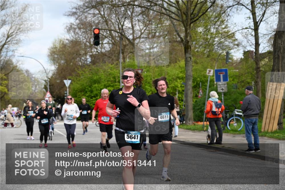12.04.2026 - 45. Internationalen Wilhelmsburger Insellauf J. Mangold http://msf.ph/oto/9513441 12.04.2026 13:08:57 Ziel 3035, 5305, 4757, 4039, 4901, 5746, 2560, 5229, 2077, 2923, 4652, 2260, 3261, 5324, 3406, 3359, 2981, 5712, 3791, 4453, 4204, 4611, 2440, 2011, 5783, 4973, 4771, 5586, 5596, 4777, 5641, 5641, 5631, 4318, 4911, 4857, 3076, 5682, 5611, 5108, 4288, 5190, 3121, 2337 meine-sportfotos.de