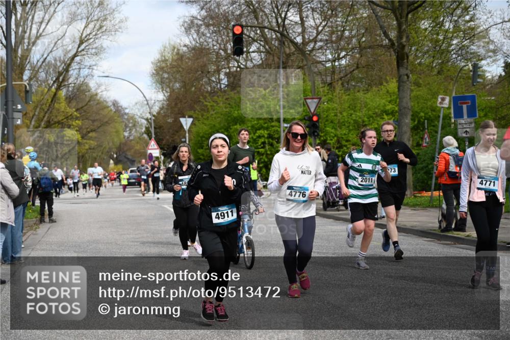 12.04.2026 - 45. Internationalen Wilhelmsburger Insellauf J. Mangold http://msf.ph/oto/9513472 12.04.2026 13:09:01 Ziel 4901, 5746, 2560, 5229, 2077, 2923, 4652, 2260, 3261, 5324, 3406, 3359, 2981, 5712, 3791, 4453, 4204, 4611, 2440, 2011, 5783, 4973, 4973, 4771, 5586, 5596, 4777, 5641, 5631, 4318, 4911, 4857, 3076, 5682, 5611, 5108, 4288, 5190, 3121, 2337, 3056, 2688, 4776, 2689, 5095 meine-sportfotos.de