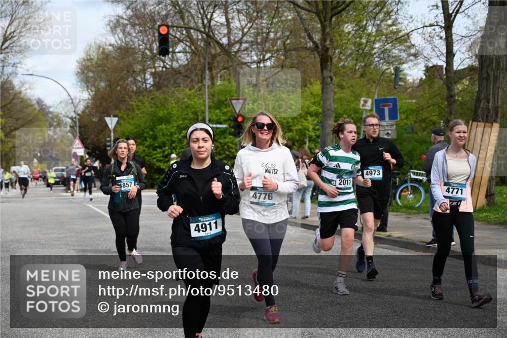 12.04.2026 - 45. Internationalen Wilhelmsburger Insellauf J. Mangold http://msf.ph/oto/9513480 12.04.2026 13:09:02 Ziel 4901, 5746, 2560, 5229, 2077, 2923, 4652, 2260, 3261, 5324, 3406, 3359, 2981, 5712, 3791, 4453, 4204, 4611, 2440, 2011, 5783, 4973, 4771, 5586, 5596, 4777, 5641, 5631, 4318, 4911, 4857, 3076, 5682, 3076, 5682, 5611, 5108, 4288, 5190, 3121, 2337, 3056, 2688, 4776, 2689, 5095, 3571 meine-sportfotos.de